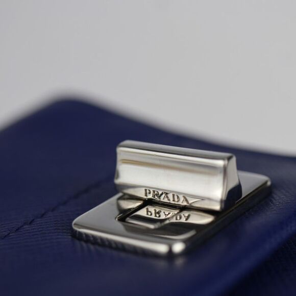 Prada Saffiano Blue Leather Clutch Bag (Pre-Owned) - Picture 8 of 9